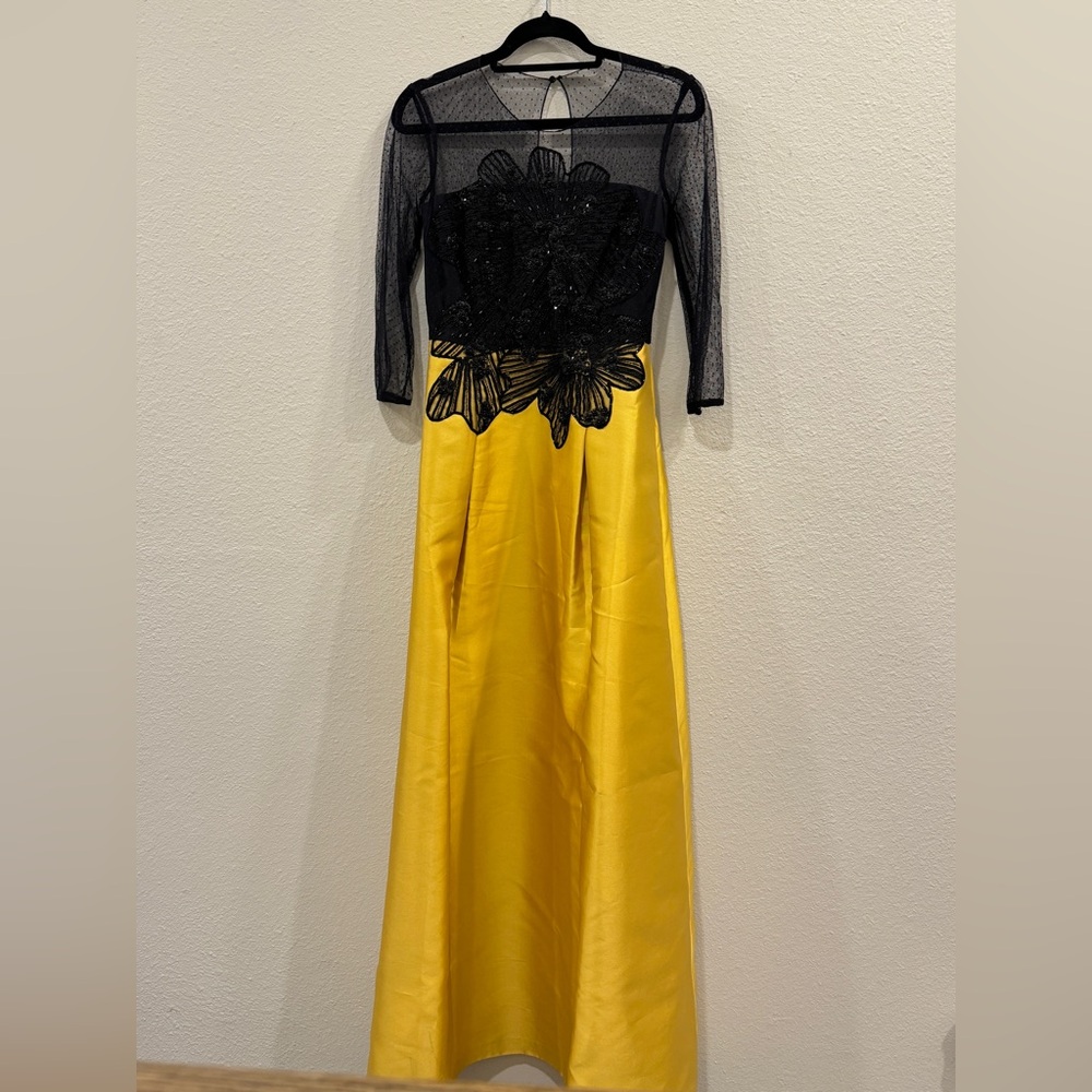 SACHIN + BABI Elegant Evening Dress beaded mesh details
